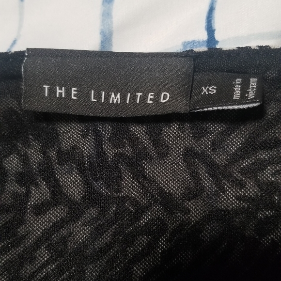 Blouse - Picture 2 of 2